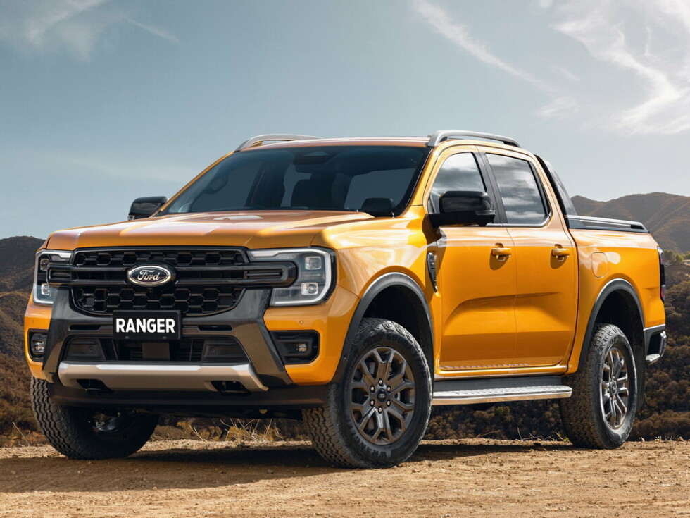 Коврики текстильные "Комфорт" для Ford Ranger IV (пикап / First Edition) 2021 - Н.В., черные, 5шт.