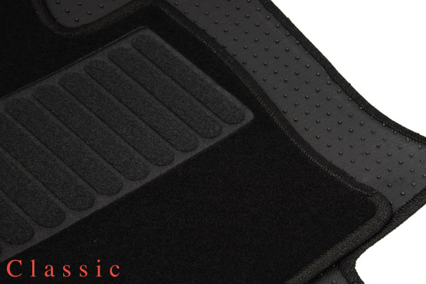 Коврики текстильные "Классик" для Hyundai Solaris I (хэтчбек 5 дв / RB) 2010 - 2014, черные, 2шт.