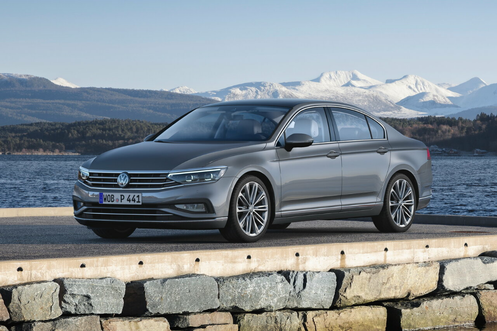 Коврики текстильные "Классик" для Volkswagen Passat (седан / B8.5) 2019 - Н.В., черные, 4шт.